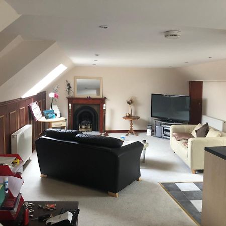 Executive Serviced Apartments 3 Форфар Екстериор снимка